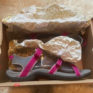 Teva Women's Slippers - Pink and Gray